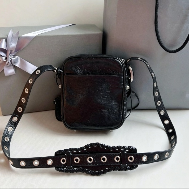 2026 New Street Style Motorcyc - огляд і ціна Leatherwork Rivets