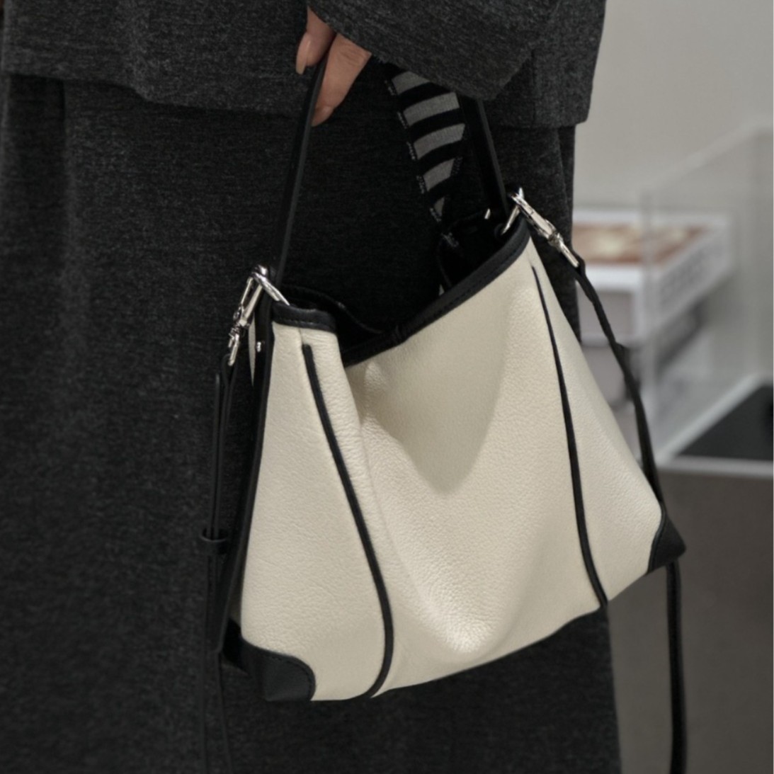 2025 Autumn Winter Women Genui - огляд і ціна Unique Leather Work